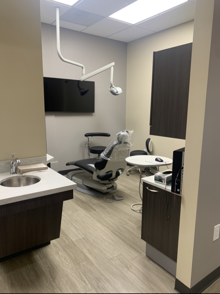 Dentist in Los Angeles